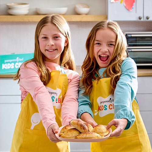 Kids Club Apron - Image 5